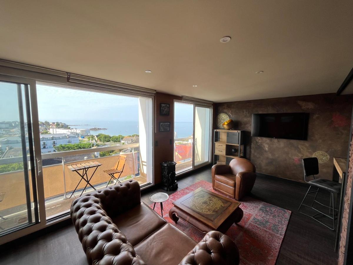 One Apartment *